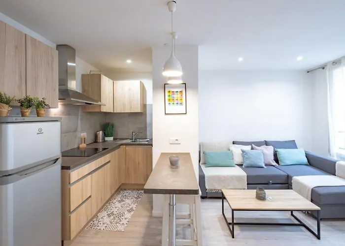 4 Guests Aux Invalides アパート *