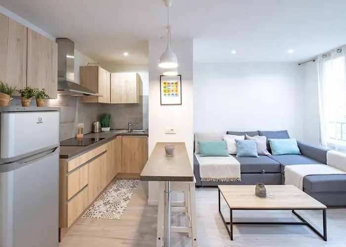 4 Guests Aux Invalides アパート パリ